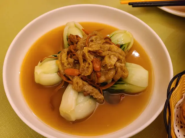 蟲草花揚扒菜苗