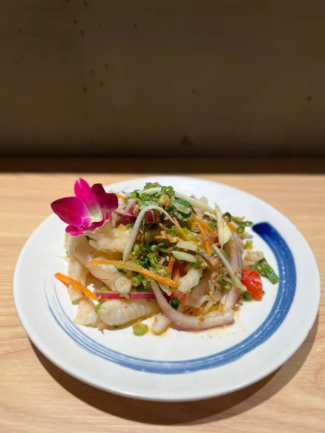 酸辣青芒拌鳳爪