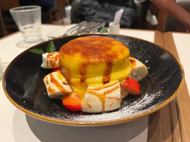 Banoffee Cream Brûlée Pancake