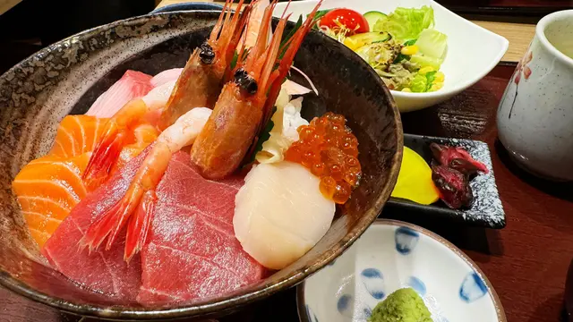 特選海之幸壽司丼定食