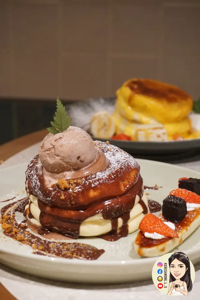 Chocolate Banana Pancake