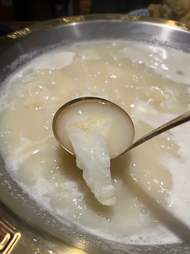 花膠雞