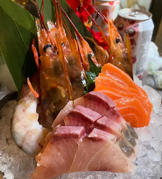 好新鮮!油甘魚望落麻麻但食落好香;珍寶蝦好夠大隻,會勁快打飽個肚!