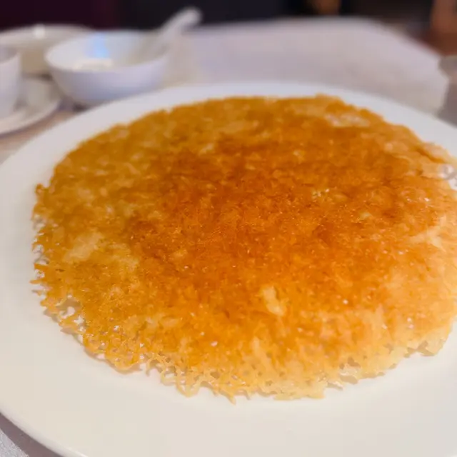 上湯牛油大蝦球煎脆米粉底