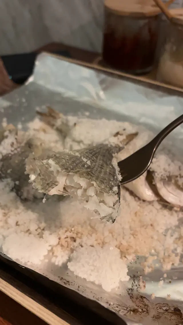 香茅鹽焗烏頭魚