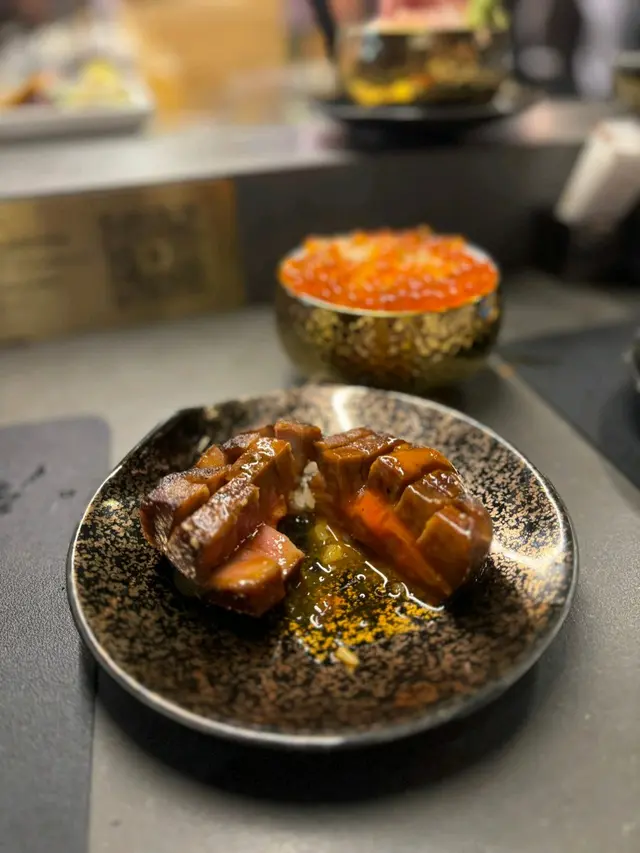 戀丼月見特厚燒牛舌三文魚籽