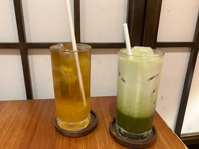 蜂蜜柚子綠茶+抹茶豆乳
