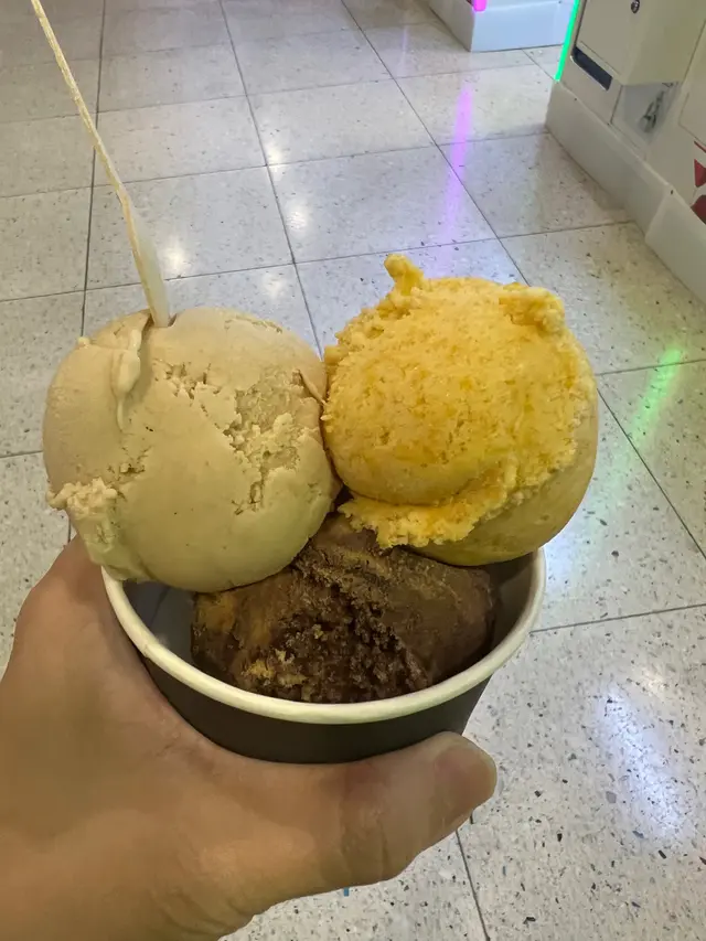 雪糕球: 金芝麻、南瓜🎃、Mocha ☕️