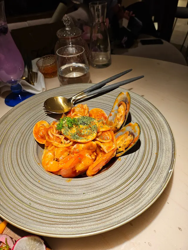 海鮮意大利麵配鮮番茄醬