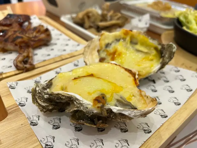 芝士烤新鮮生蠔