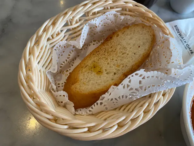 凍咗但皓脆 #蒜蓉包