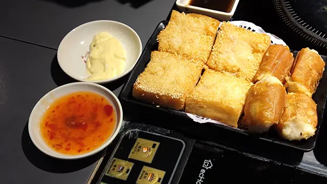 油炸鬼拼蝦多士