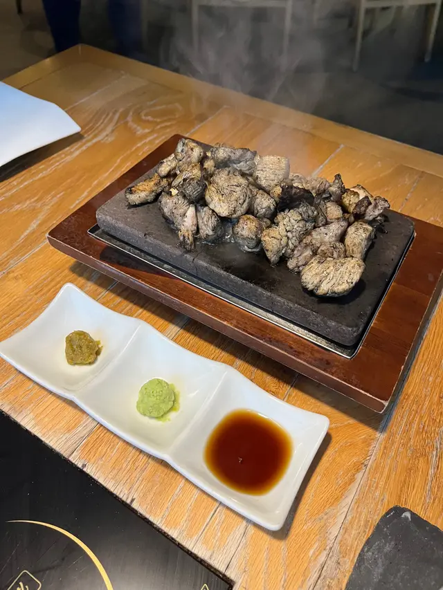 炭燒黑薩摩走地雞