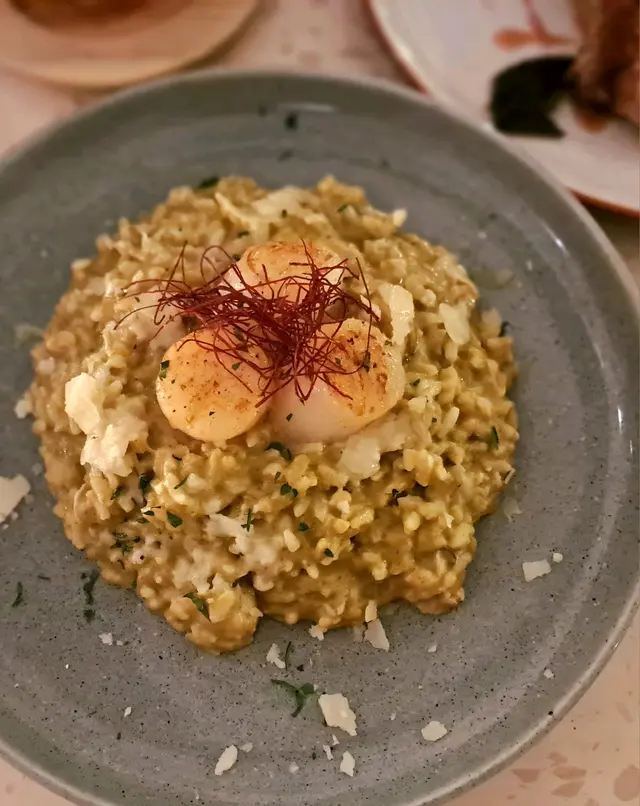 牛油香煎帶子鮮蠔汁意大利飯