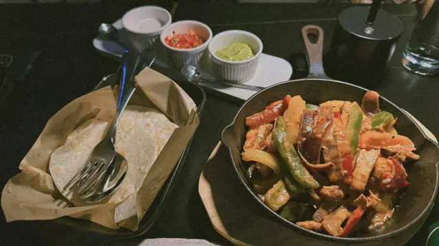 #墨西哥 #烤雞 #Wrap #🧅  #🫑 #🍗