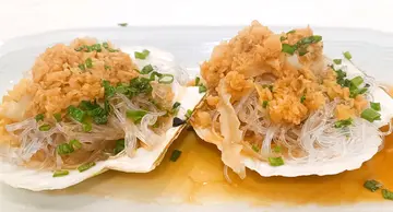 蒜茸粉絲蒸大元貝