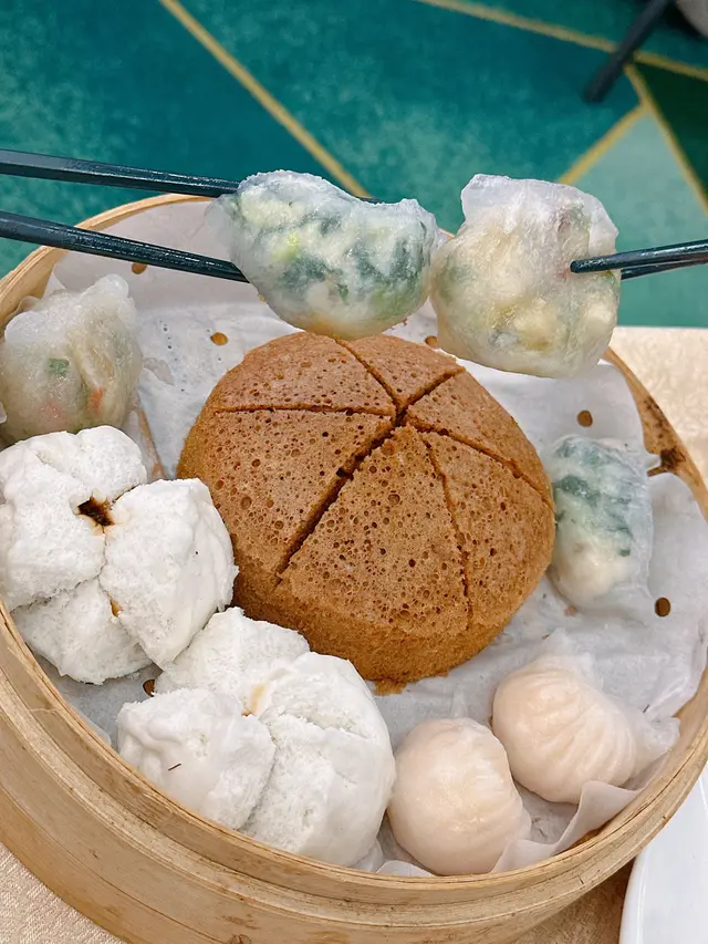 馬拉糕點心拼盤