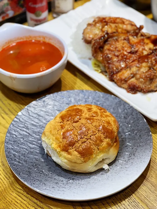 輕量菠蘿包 