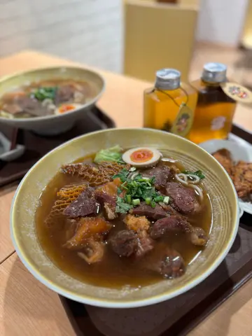 沙茶牛三寶湯麵