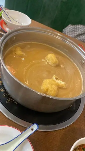必食火鍋沙爹湯底