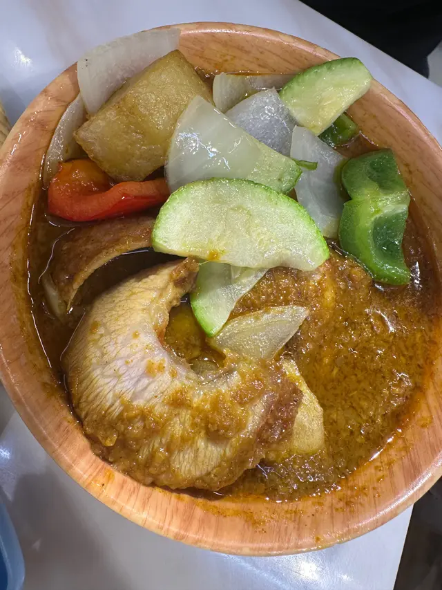 咖喱難食，豬頸肉