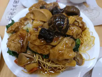 羅漢齋炒麵