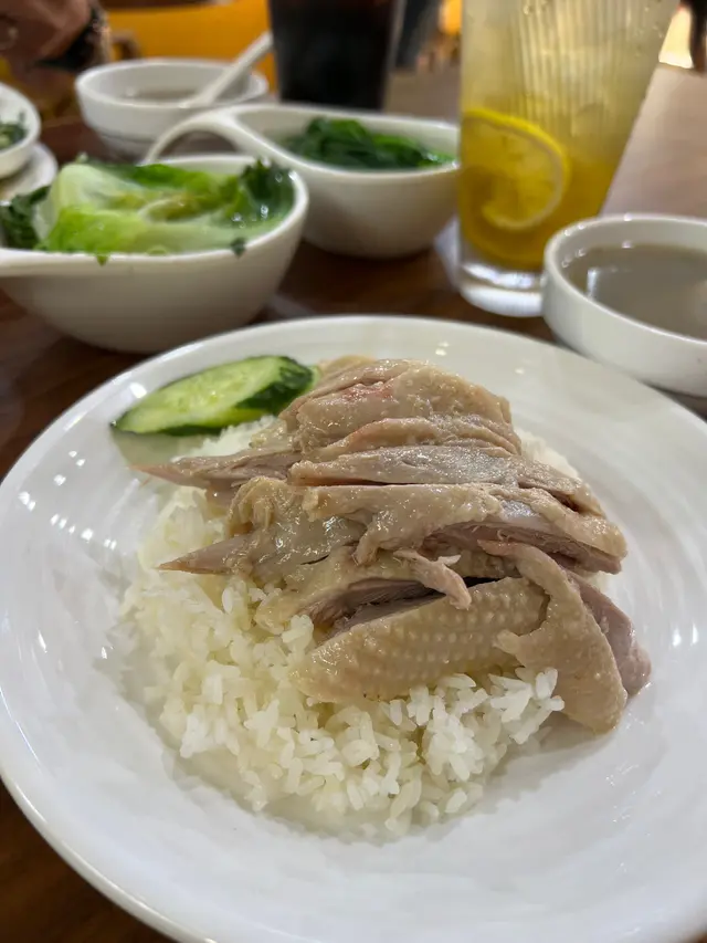 無骨鹽水加積鴨飯