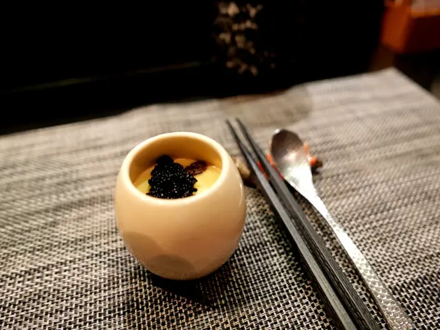 魚籽鵝肝蒸蛋