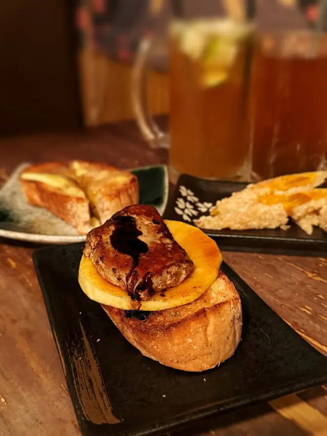 焦糖青蘋果鵝肝多士