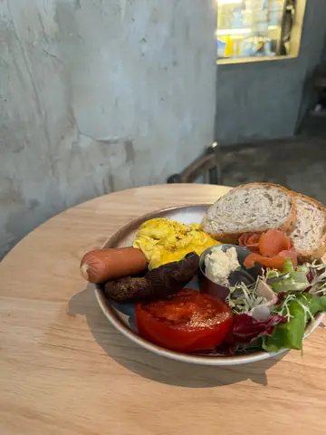 Dozy  Brunch