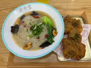 药膳盐酥鸡新竹米粉