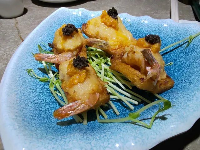 黑松露金沙蝦多士