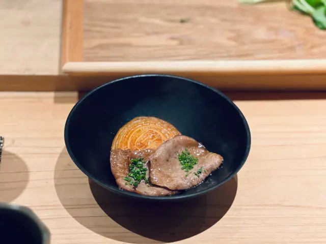 牛タン|玉葱(牛舌 | 洋蔥)