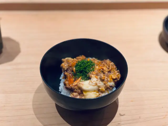 ふわたまご飯(滑蛋蓋飯)