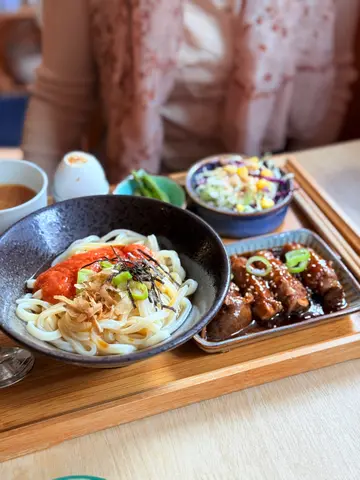 烧汁牛肉卷配明太子