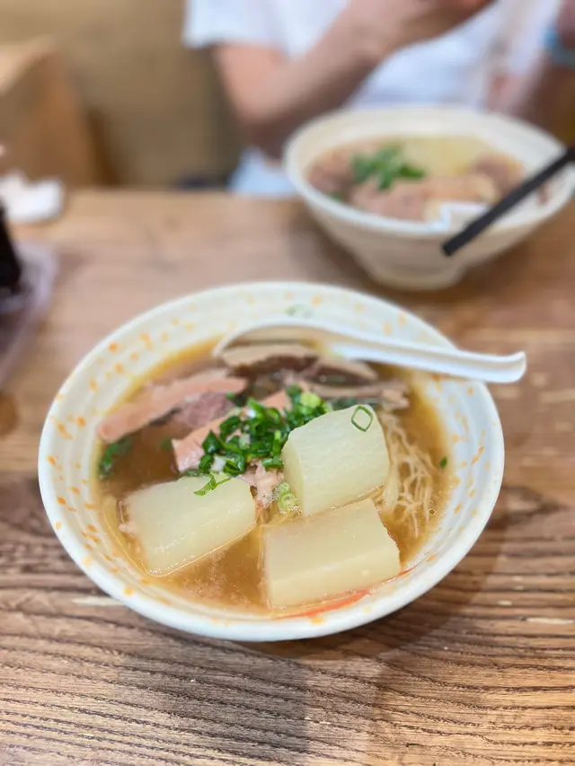 清湯蘿蔔牛腩麵
