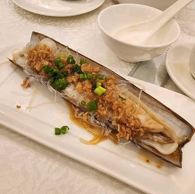 蒜蓉粉絲蒸聖子皇