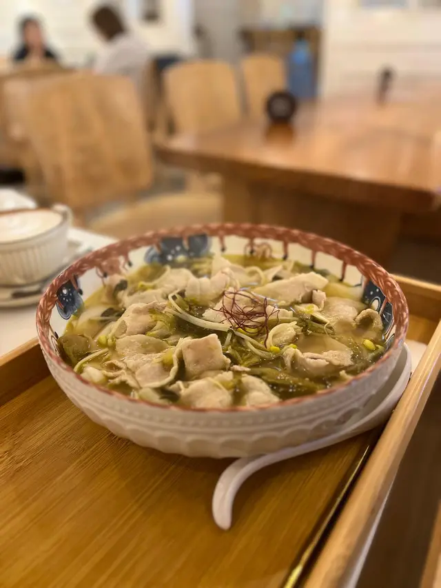 「快富貴」酸菜豚肉配寬粉