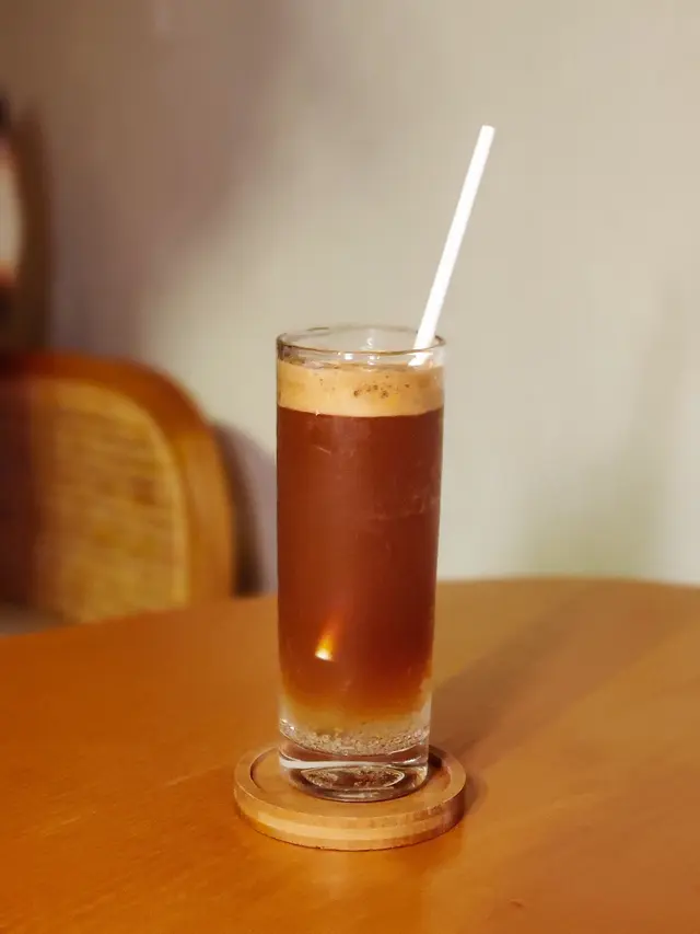 Espresso Tonic