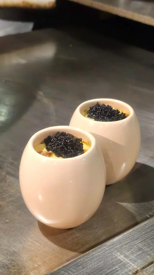 魚籽鵝肝蒸蛋