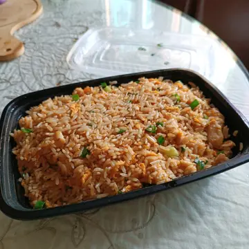 咸鱼鸡粒炒饭