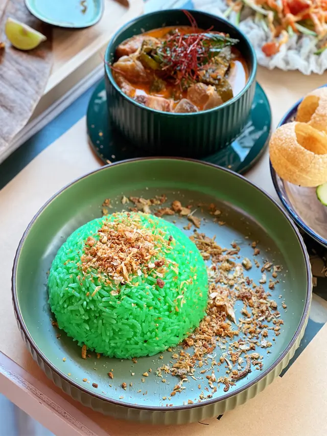 越式咖哩牛肋條配斑蘭椰香飯