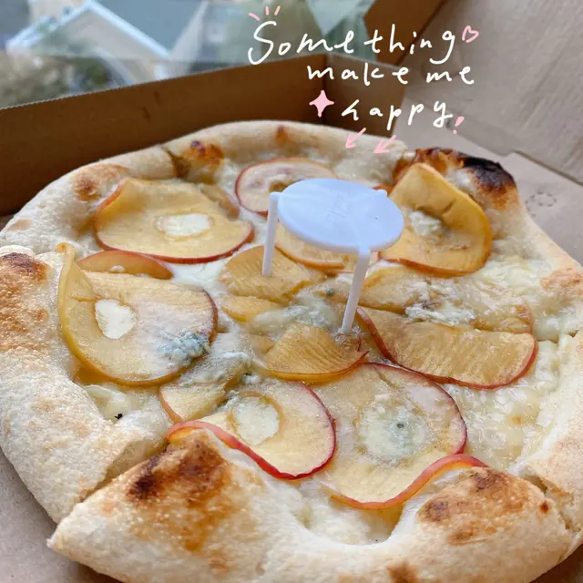 藍芝士蘋果薄餅