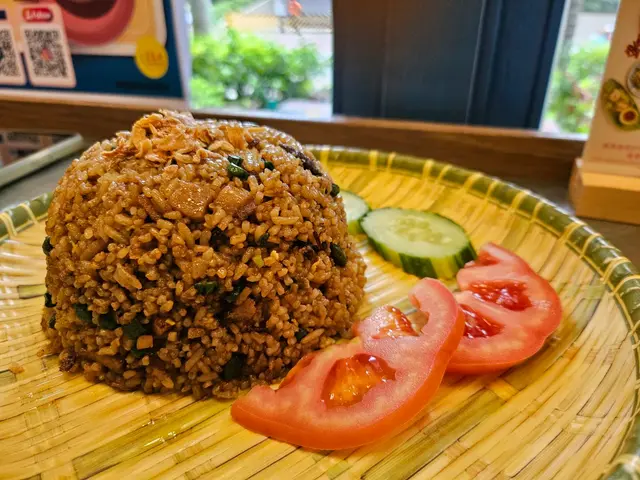 馬拉盞豬頸肉炒飯