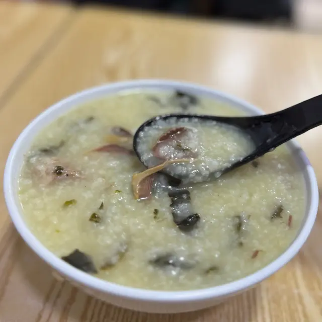 鴨腎菜乾豬骨粥