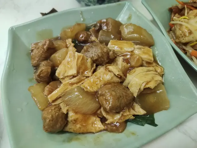 蘿蔔枝竹炆羊腩