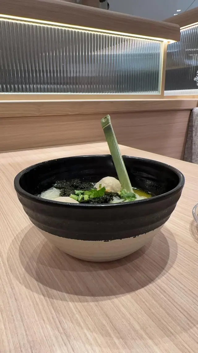 福州魚丸紫菜湯米粉