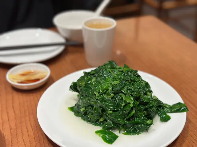 高湯炒豆苗