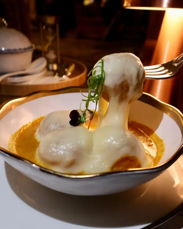 拔絲咖哩長洲魚蛋