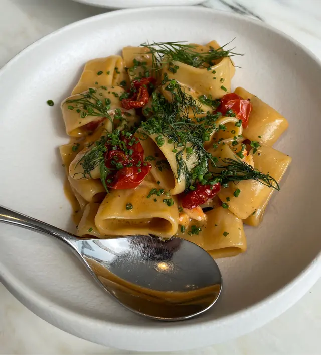 MEZZE MANICHE "AMATRICIANA "